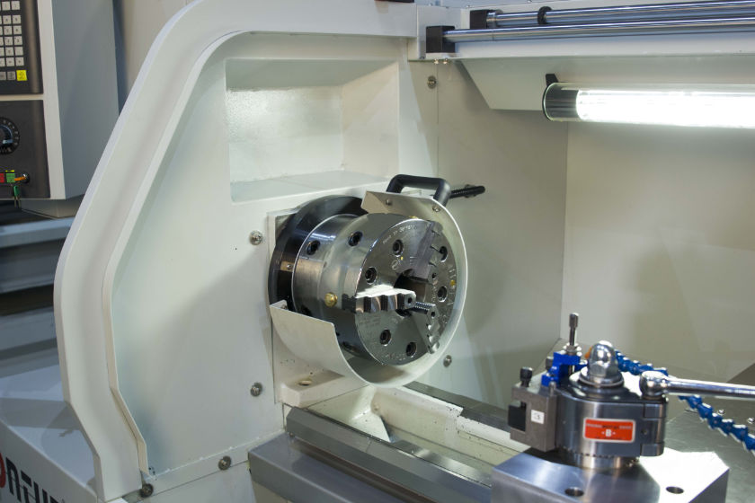 Drehfutter in der zykelngesteurten Drehmaschine