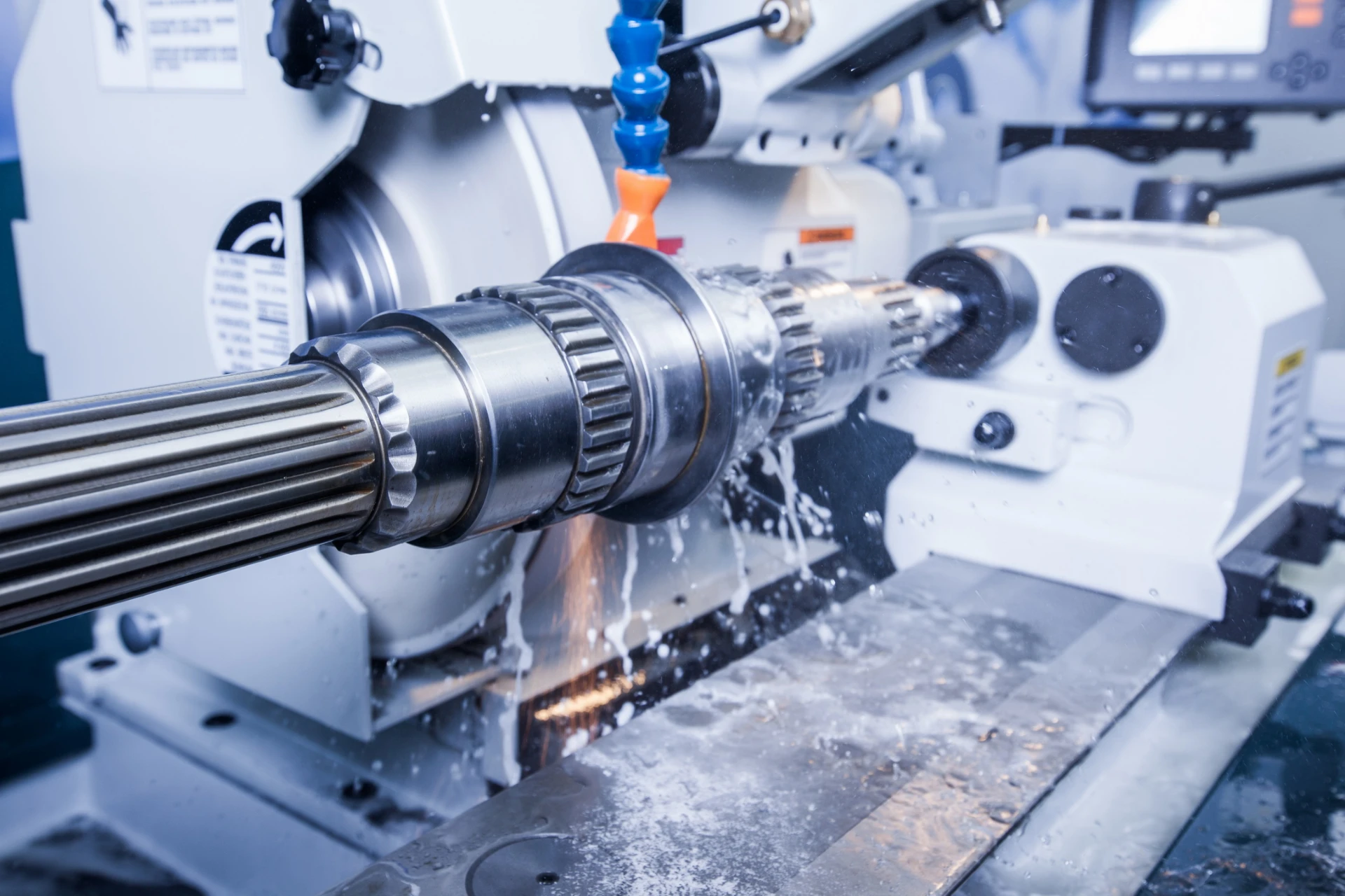 Bearbeitung auf einer SAEILO Rundschleifmaschine