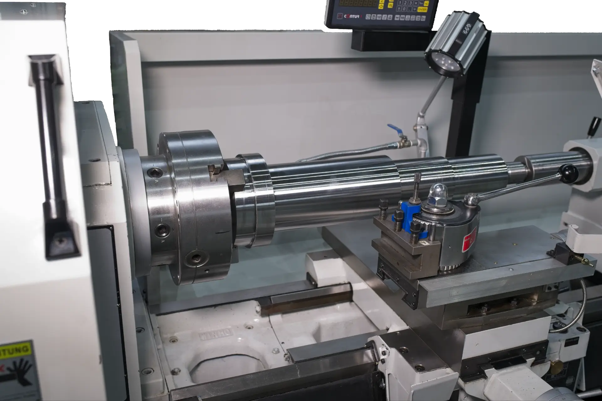 Bearbeitungsbereich einer konv. Drehmaschine SJ-660 Bearbeitungsbereich einer konv. Drehmaschine SJ-660